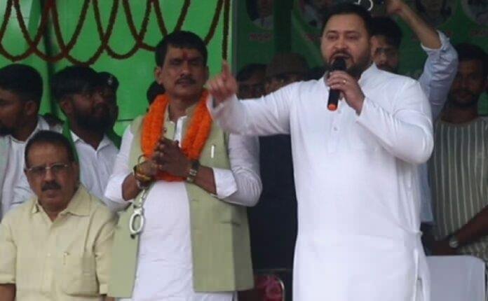 कगद Koderma : सुभाष यादव के पेरोल पर सियासत गर्म, क्या रद्द हो सकता है नामांकन !