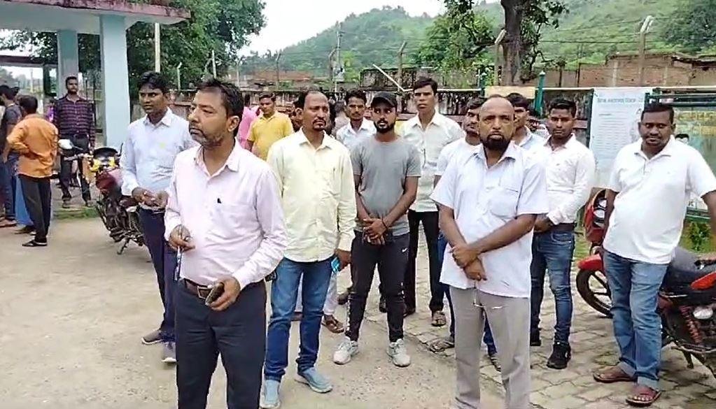 Giridih Breaking : वज्रपात से दो मासूम बच्चों की मौत, मातम में परिजन...