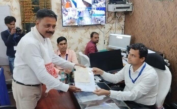 Giridih : जेएमएम प्रत्याशी सुदिव्य कुमार सोनू और केदार हाजरा सहित इन प्रत्याशियों ने किया नामांकन...
