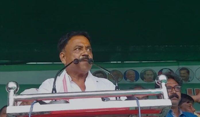 तदगद-min Giridih : झारखंडियों के नेतृत्व को हड़पने की साजिश का मिलेगा मुंहतोड़ जवाब-सुदिव्य कुमार सोनू...