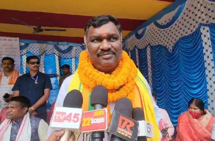 तदद-min Chandankiyari Assembly Seat : बीजेपी प्रत्याशी अमर कुमार बाउरी ने भरा पर्चा कहा-इंडिया गठबंधन के बिदाई का वक्त आ गया है...