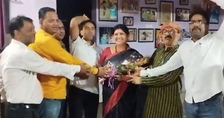 नीरा यादव