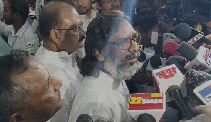 Breaking : ये छापेमारी अप्रत्याशित नहीं है, ED Raid पर सीएम हेमंत सोरेन का बड़ा बयान...