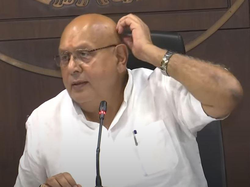 PM Kisan Samman Nidhi : यूपी में इस योजना में पात्र किसानों की संख्या 11 लाख बढ़ी, 5 अक्टूबर को मिलेगी 18वीं किस्त 1 22Scope News शुक्रवार को लखनऊ में मीडिया से मुखातिब यूपी के कृषि मंत्री सूर्य प्रताप शाही