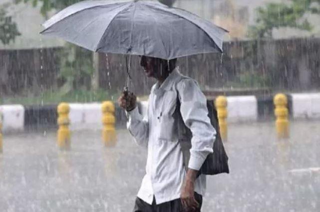 Jharkhand Weather Today : दुर्गा पूजा पर बाहर निकले जरा संभल कर, आज से तेज बारिश का येलो अलर्ट...