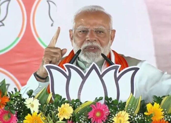 झारखंड में पीएम मोदी की हुंकार: विकास कार्यों का वादा, विपक्ष पर भ्रष्टाचार और तुष्टिकरण के आरोप