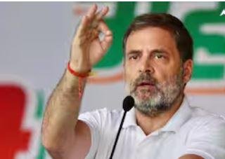 राहुल गांधी का बीजेपी पर तीखा हमला: संविधान मिटाने की कोशिश कर रहे हैं मोदी