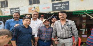 घूस लेते प्रखंड सहकारिता पदाधिकारी गिरफ्तार