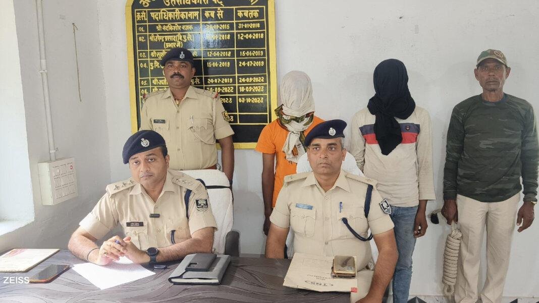 Gaya Police हत्या मामले में पति सहित 2 गिरफ्तार