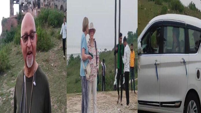 इंग्लैंड से विदेशी सैलानियों का ग्रुप गंगा में क्रूज के माध्यम से पहुंचा मुंगेर