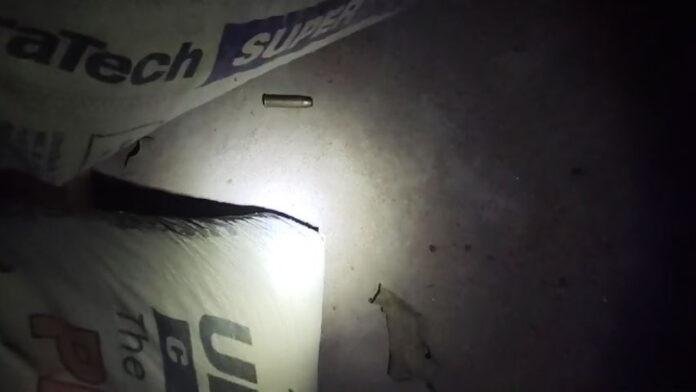 चुनावी रंजिश और पशु चोरी के विवाद में गोलीबारी, 3 घायल