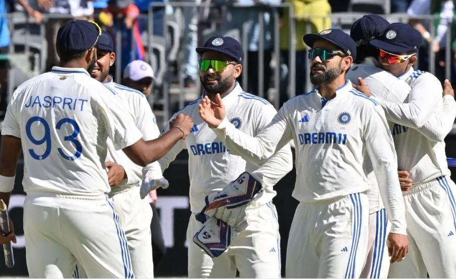 पर्थ टेस्ट में सोमवार को टीम की इंडिया ने दर्ज की शानदार जीत। 