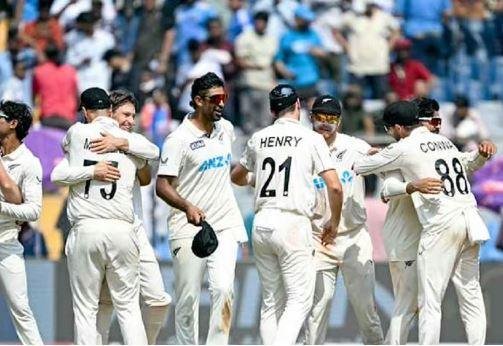 शर्मनाक हार के बाद एक्शन के मूड में BCCI टीम इंडिया खिलाफ जीत का जश्न मनाते न्यूजीलैंड के खिलाड़ी।