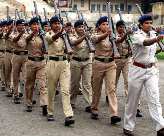 यूपी पुलिस भर्ती की प्रतीकात्मक तस्वीर। 