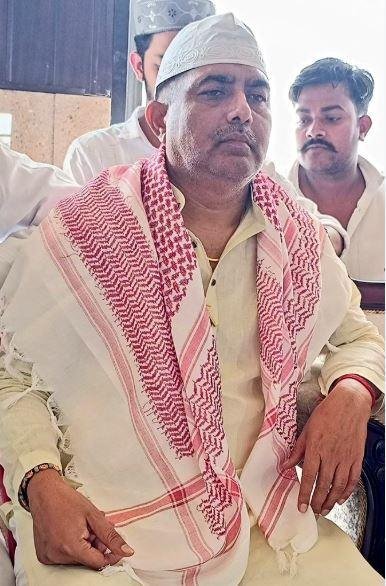 सुर्खियों में छाए कुंदरकी से भाजपा प्रत्याशी रामवीर सिंह। 