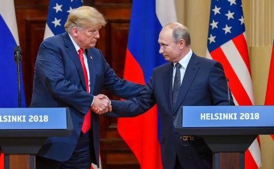 डोनाल्ड ट्रंप को रूसी राष्ट्रपति ने कहा – वह बहादुर नेता | 22Scope News डोनाल्ड ट्रंप और व्लादिमीर पुतिन की फाइल फोटो