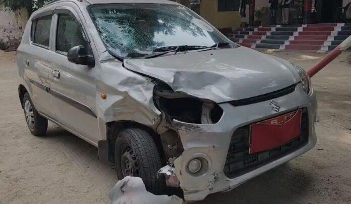 ीूद-min Bokaro Accident : परीक्षा सेंटर से वापस आ रहे बाप-बेटी को अनियंत्रित कार ने मारी टक्कर, दोनों गंभीर...