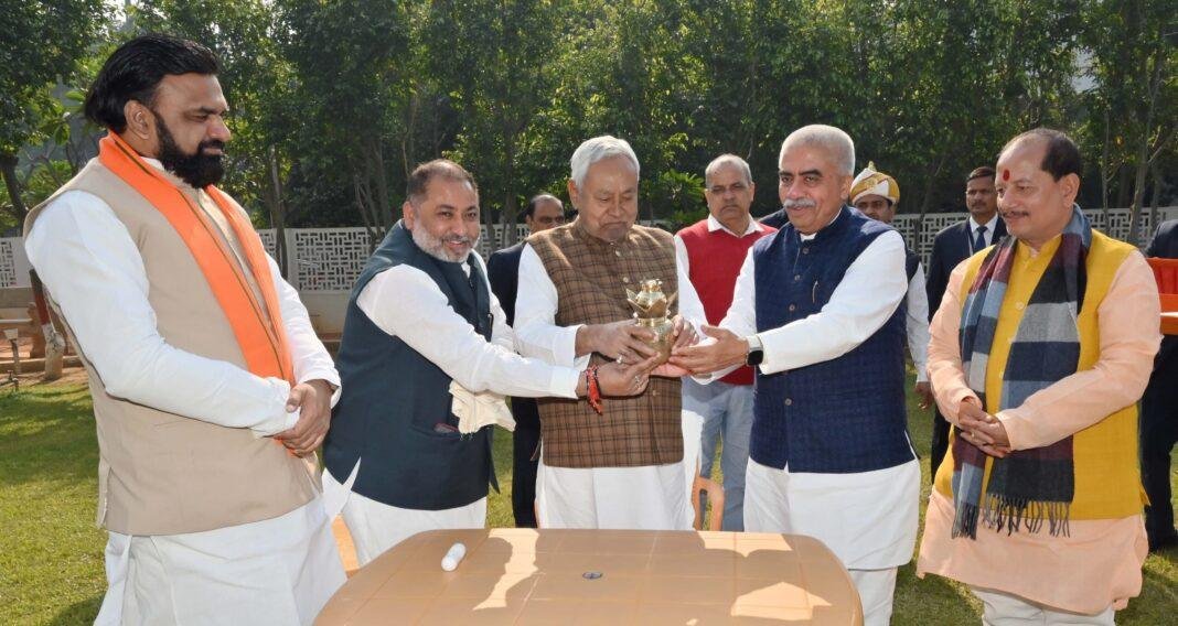 CM Nitish