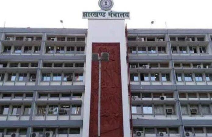 1016 झारखंड सरकार का सिटीजन चार्टर जारी, प्रमाण पत्र जारी करने की समय सीमा तय