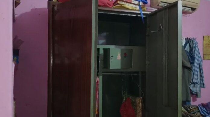 84ी-min Dhanbad Crime : कई घरों में चोरों ने की सेंधमारी, लाखों के सामान लेकर चंपत, जांच में जुटी पुलिस...