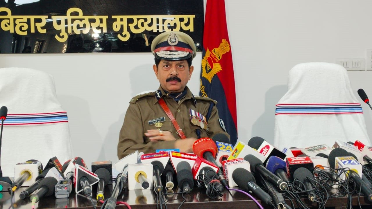 DGP के पद से हटाए गए आलोक राज की नीतीश सरकार ने बढ़ाई जिम्मेदारी