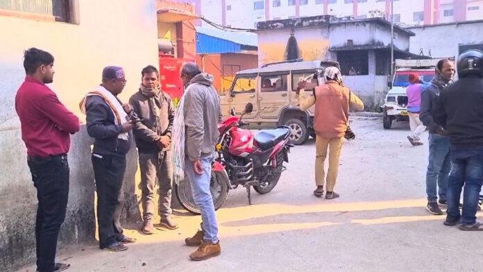 अगलगी की घटना में मां-बेटी की मौत, पिता गंभीर रूप से घायल