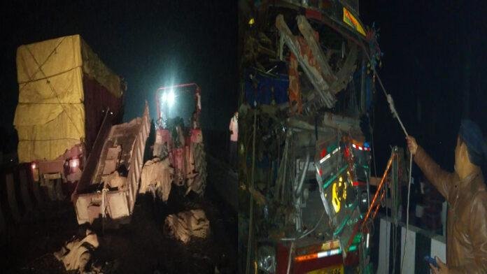 सड़क हादसे में 3 लोगों की दर्दनाक मौत, 2 घायल