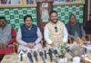 विश्वनाथ सिंह ने MLA पर किया कटाक्ष, कहा- सड़कों के निर्माण को लेकर भ्रम फैला रही हैं मनोरमा देवी