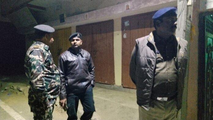 देर रात गोलियों की तड़तड़ाहट से दहला Patna, मुठभेड़ में एक जवान घायल, कुख्यात को भी लगी गोली देर रात गोलियों की तड़तड़ाहट से दहला Patna, मुठभेड़ में एक जवान घायल, कुख्यात को भी लगी गोली