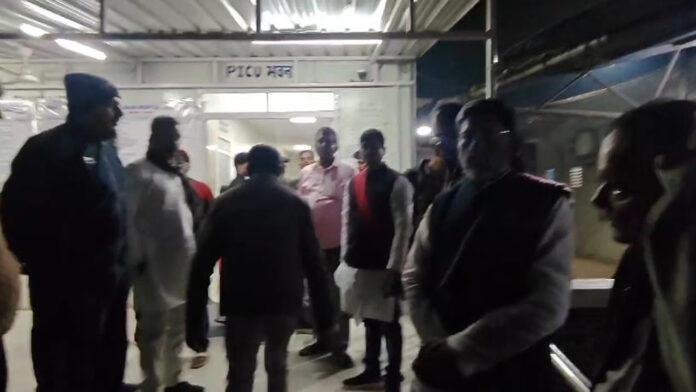 Jhanabad Chaku Reception Party में हुई चाकूबाजी, 4 लोग जख्मी