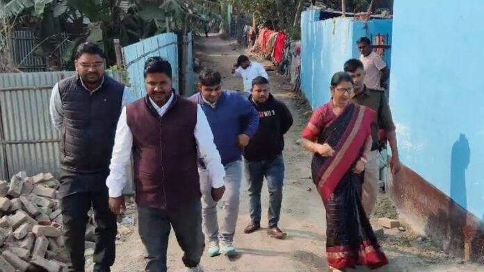 महापौर उषा देवी ने विभिन्न योजनाओं का किया निरीक्षण, लोगों की समस्याएं सुनी