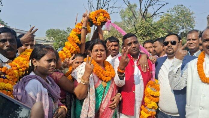 प्रखंड प्रमुख बनी सुचिता रंजनी, निर्विरोध हुई निर्वाचित