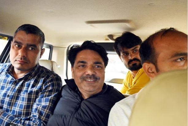 AAP MLA नरेश बाल्यान 
