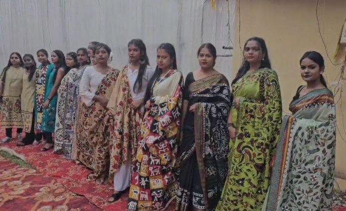 Hazaribagh : सोहराय अब दिखेगा फैशन की दुनिया में, परिधानो में मिल रही है जगह...