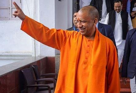 CM Yogi के ताजा ऐलानों से सुर्खियों में नोएडा इंटरनेशनल एयरपोर्ट परियोजना सीएम योगी आदित्यनाथ