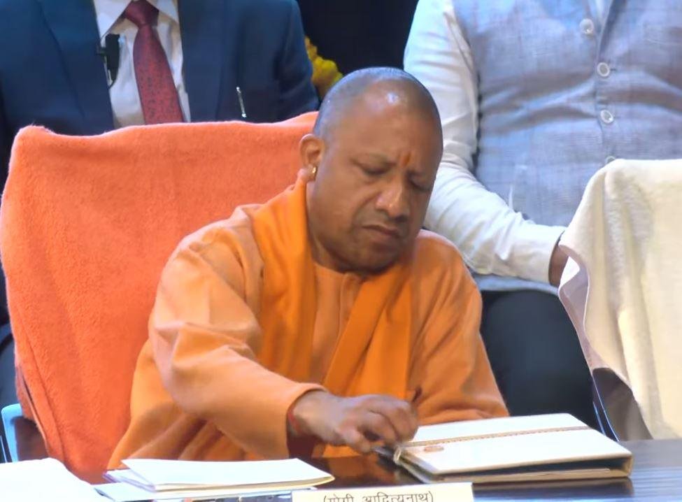 सीएम योगी आदित्यनाथ।
