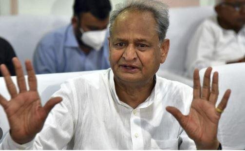 Breaking : राजस्थान में सीएनजी टैंकर फटने से 4 की मौत, 29 घायल पूर्व सीएम अशोक गहलोत