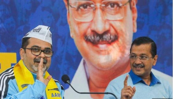 आप की सूची में चौंकाने वाले बदलाव, अवध ओझा को टिकट। 