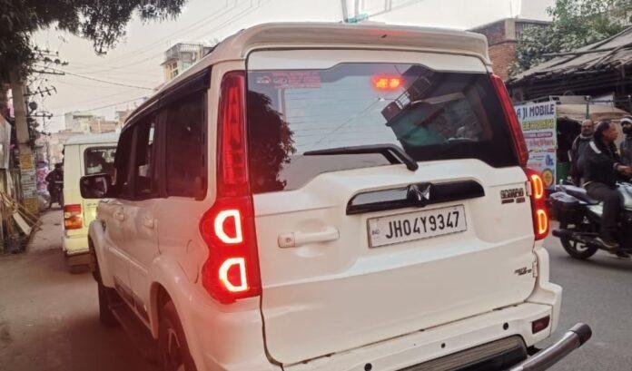 कबहदग-min Giridih Bribery : बिजली विभाग के जेई को घूस लेते ACB ने रंगेहाथ दबोचा...