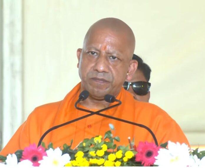 रविवार को सीएम योगी आदित्यनाथ।