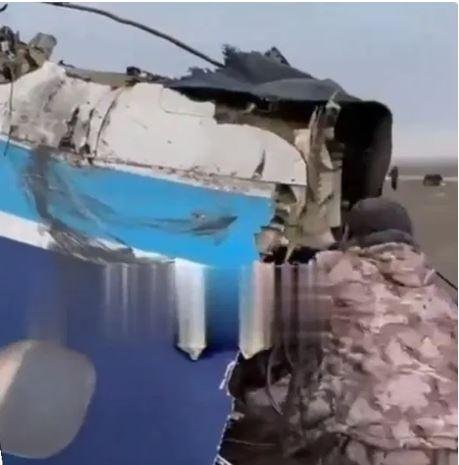 अजरबैजान से रूस जा रहा विमान क्रैश, हताहतों की पुष्टि नहीं 3 22Scope News क्रैश हुए विमान का मलवा