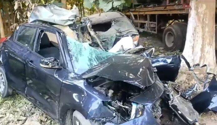 चड-min Gumla Accident : दर्दनाक सड़क हादसा, कार हुई चूर-चूर, 3 की मौत दो गंभीर...