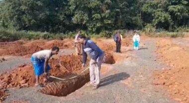 मनरोगा-योजना धानभाषा पंचायत में मनरेगा योजना का किया गया निरीक्षण