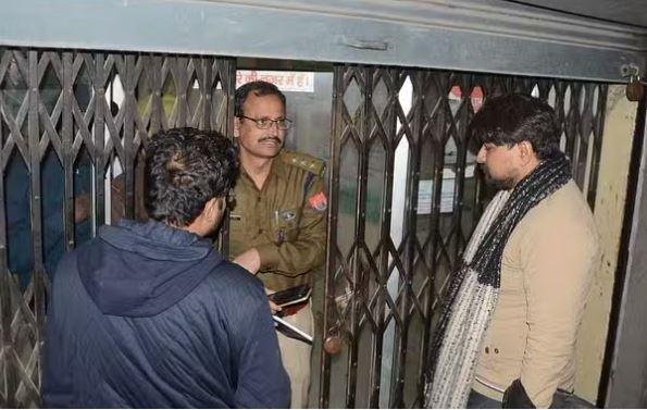 Lucknow Bank Loot : फरार विपिन बिहार बार्डर से गिरफ्तार