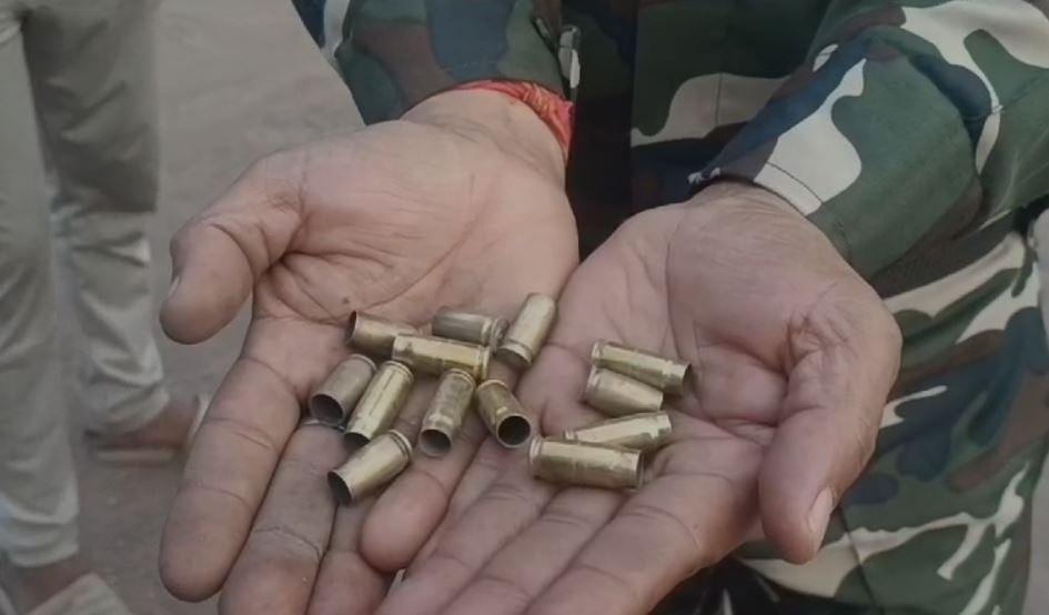 Jhariya Firing : घटना के बाद मौके से बरामद खोखा