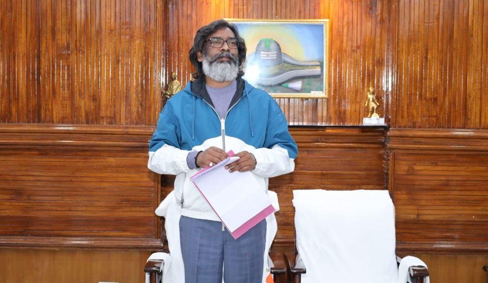 Breaking : इंडिया गठबंधन की अहम बैठक के दौरान सीएम हेमंत सोरेन