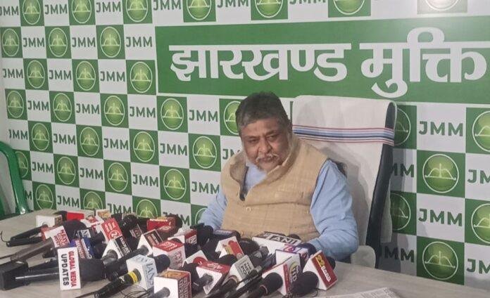 Breaking : सुप्रियो का खुला ऑफर, असम का सीएम पद छोड़कर झारखंड के नेता प्रतिपक्ष बन जाए हिमंता...