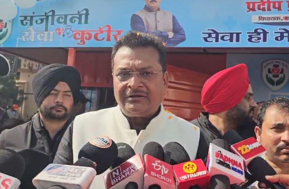 Hazaribagh : शेख भिखारी अस्पताल में संजीवनी सेवा कुटीर का हुआ उद्घाटन, सांसद मनीष जायसवाल रहे मौजूद... | 22Scope News 47 min 22Scope News