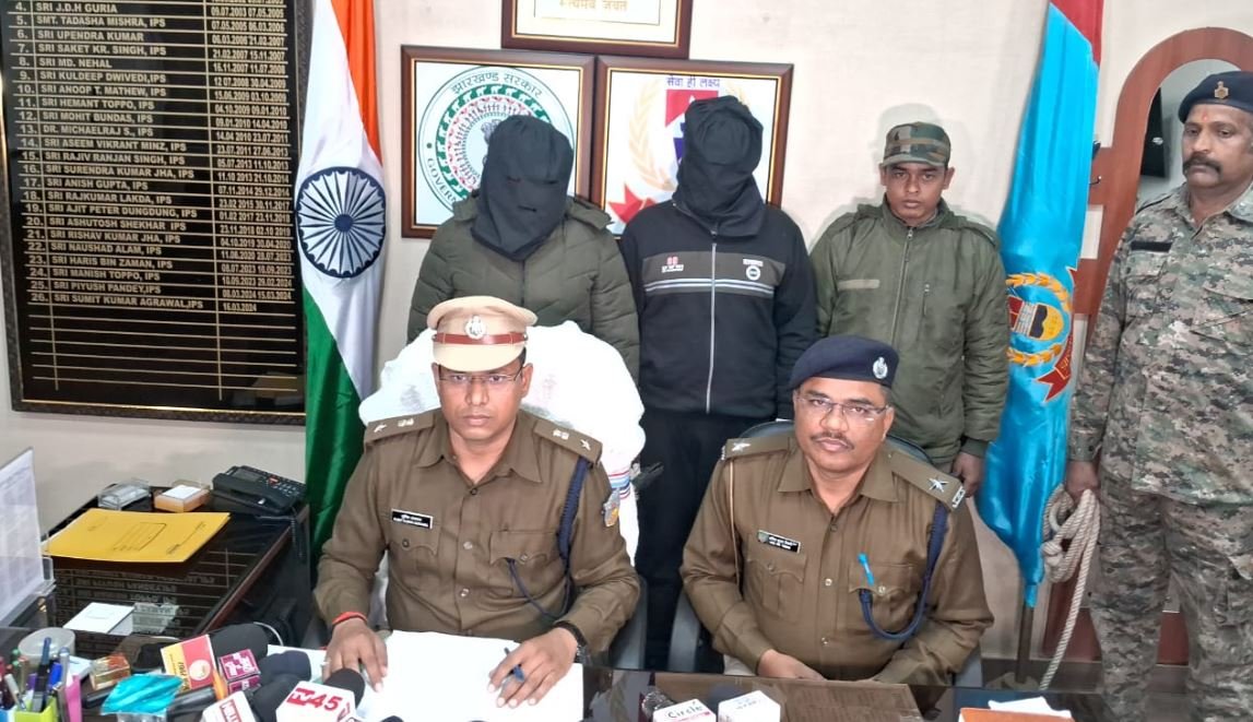 Ranchi : पुलिस के हत्थे चढ़े सुजीत सिन्हा गैंग के दो शातिर अपराधी, ओरमांझी गोलीबारी में...