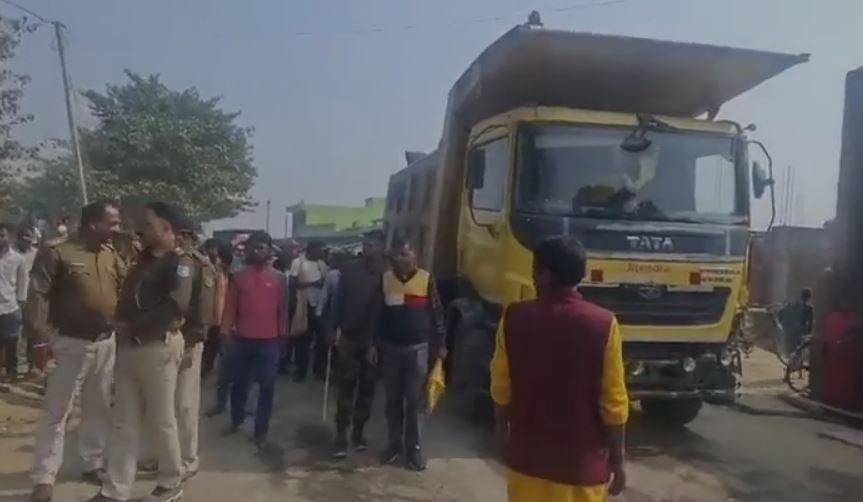 Godda Accident : ट्रक ने बाइक सवार को कुचला, बोहा पंचायत समिति सदस्य की मौत...